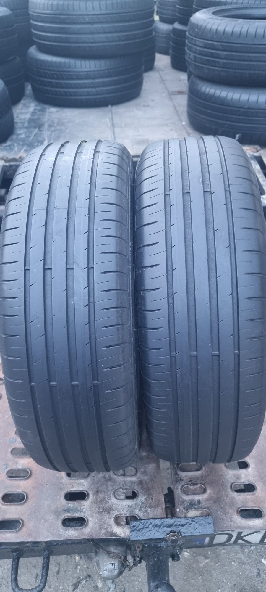 Para opon letni 205/60 R16 92H GoodYear  EFFICIENT grip performance 20