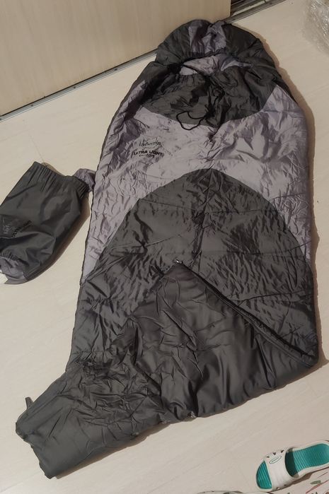 Ультра лёгкий спальник Lafuma на холодный деми-сезон (+12..-5)