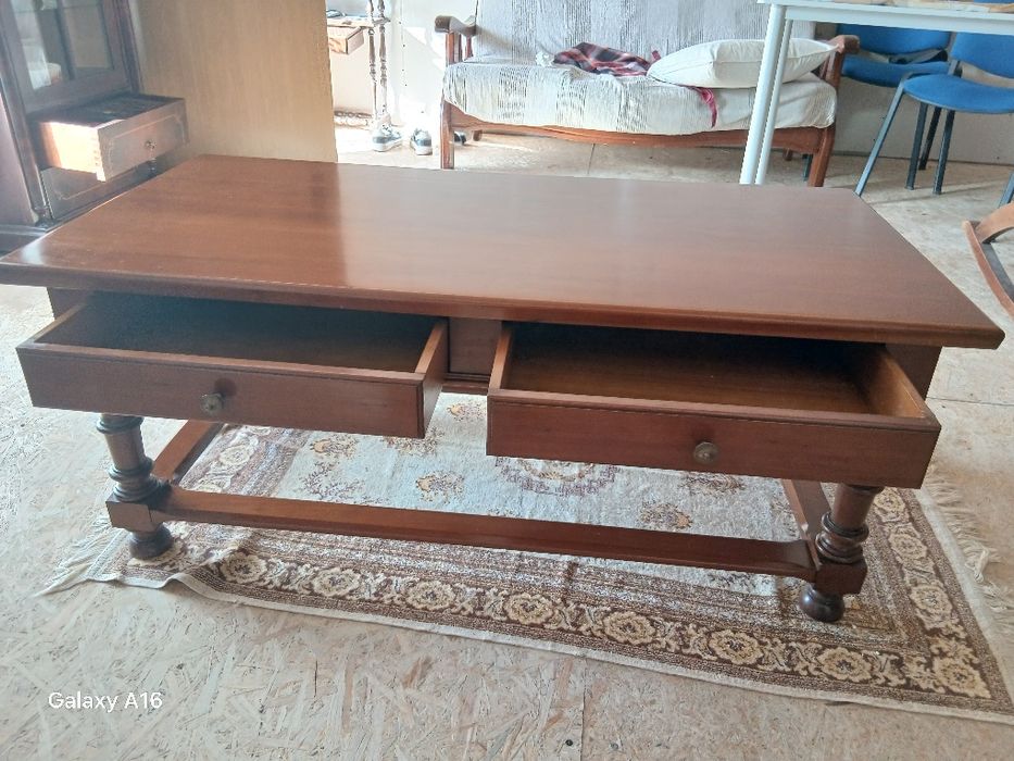 MESA DE CENTRO em Cerejeira