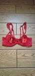 Czerwony biustonosz Private Collection by Hunkemöller w r. 70 C