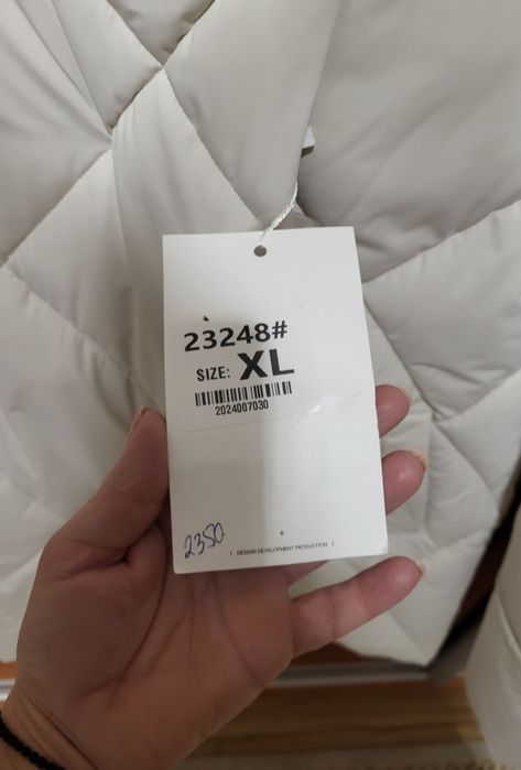 Куртка пуховик.на зиму