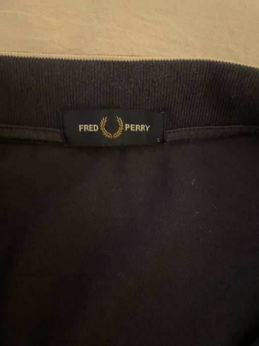 Продам поло fred perry