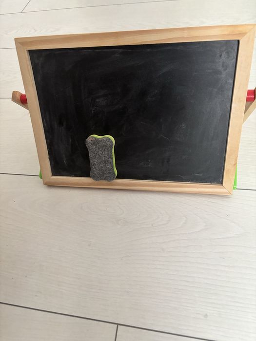 Tablica kredowa z gabką
