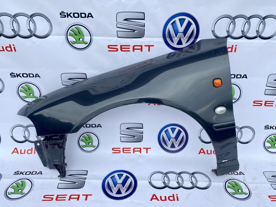 Капот бампер фара телевізор радіатор крило дифузор  Audi A4 B5