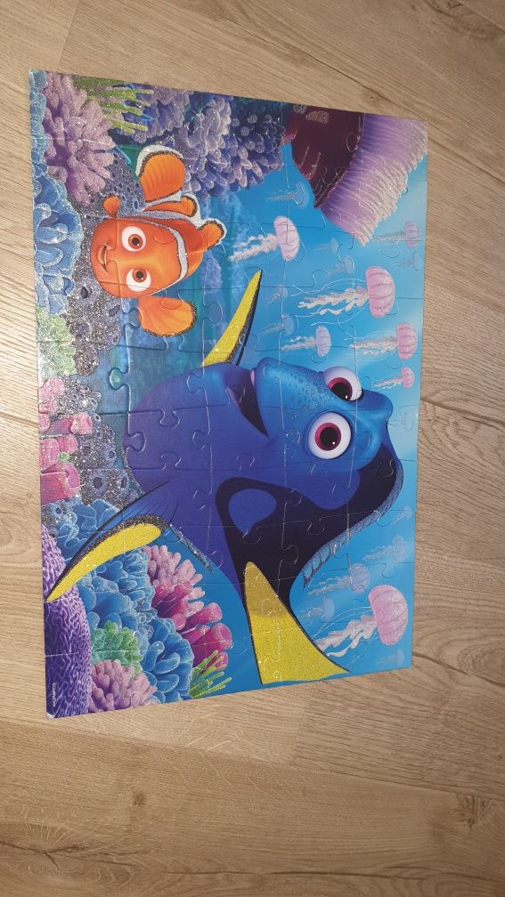 Puzzle brokatowe Dory 50 elementów