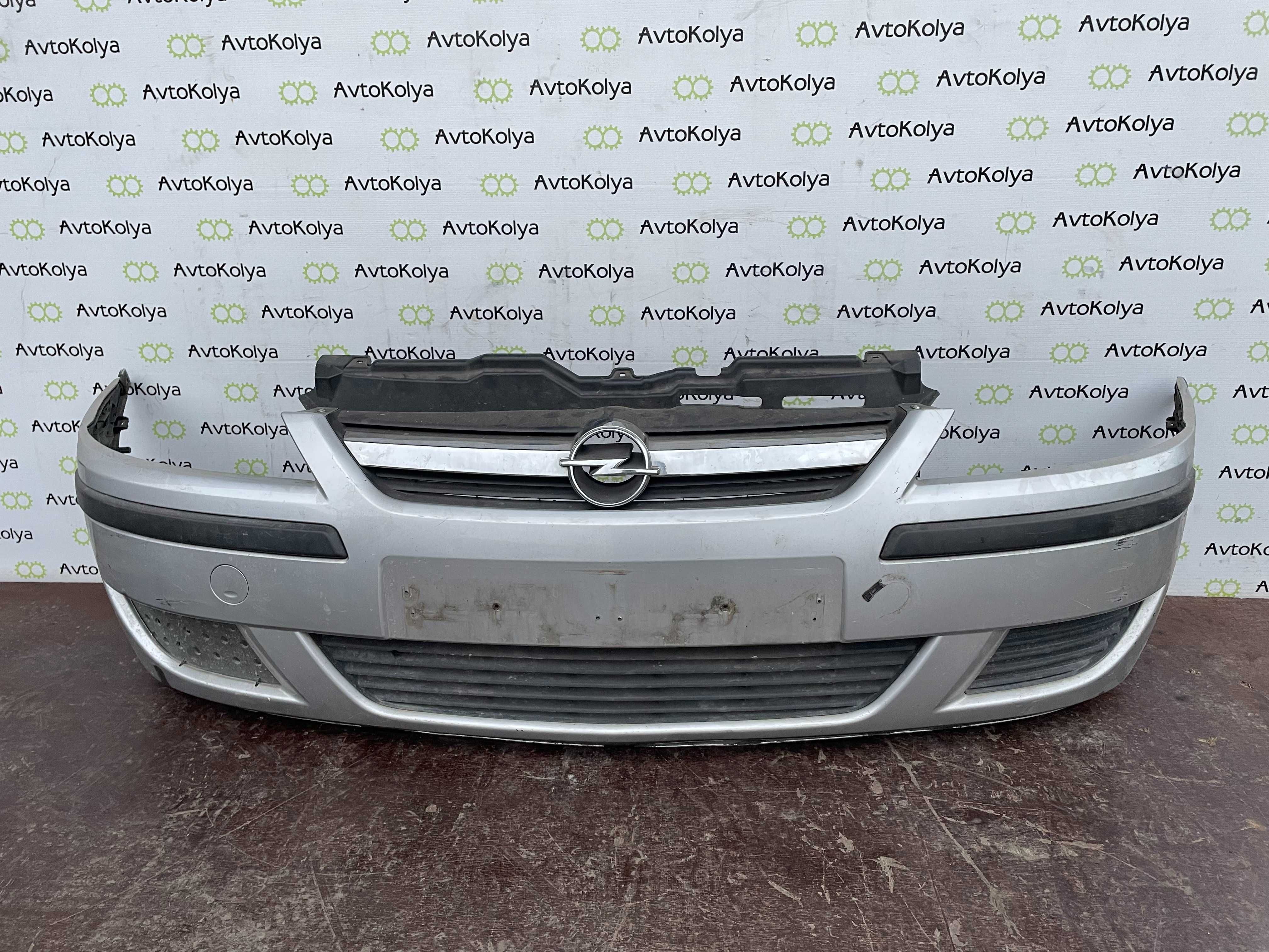 Бампер передній Opel Astra Corsa Combo Vivaro Meriva Movano