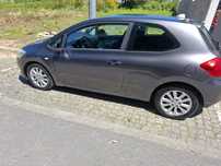 Toyota Auris 2007 cinco lugares três portas