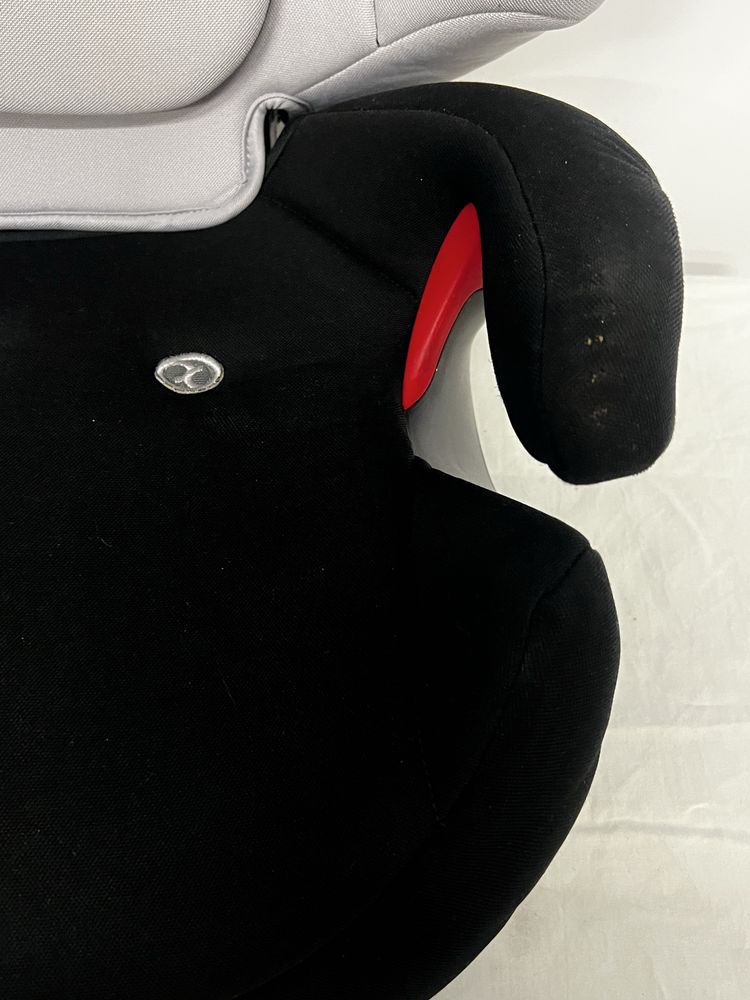 Fotelik samochodowy cybex solution M sl czarno szary 15-36 kg