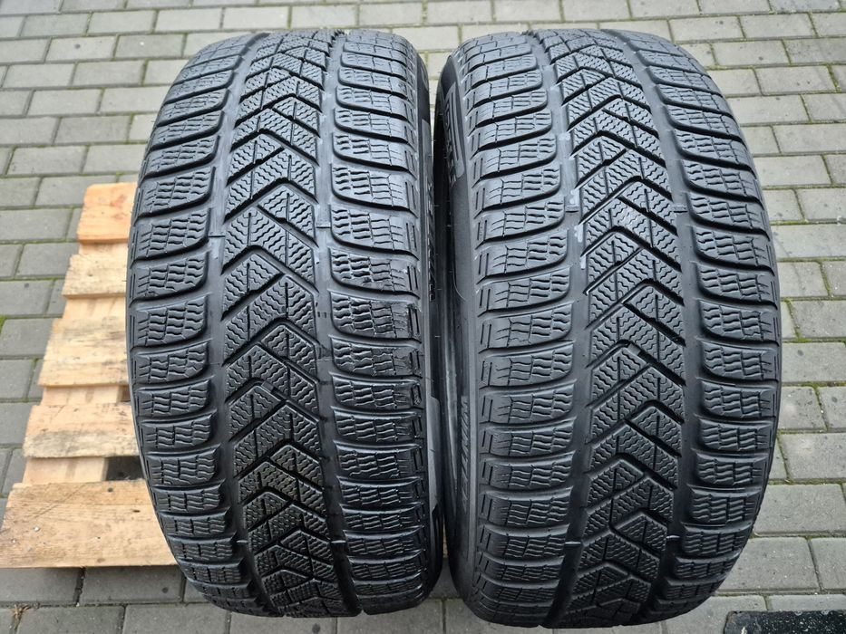 255/45/19 104W Pirelli Sottozero 3. 2023.r 7mm