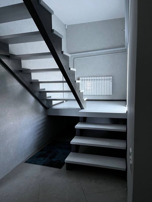 Продам будинок у м. Марганець