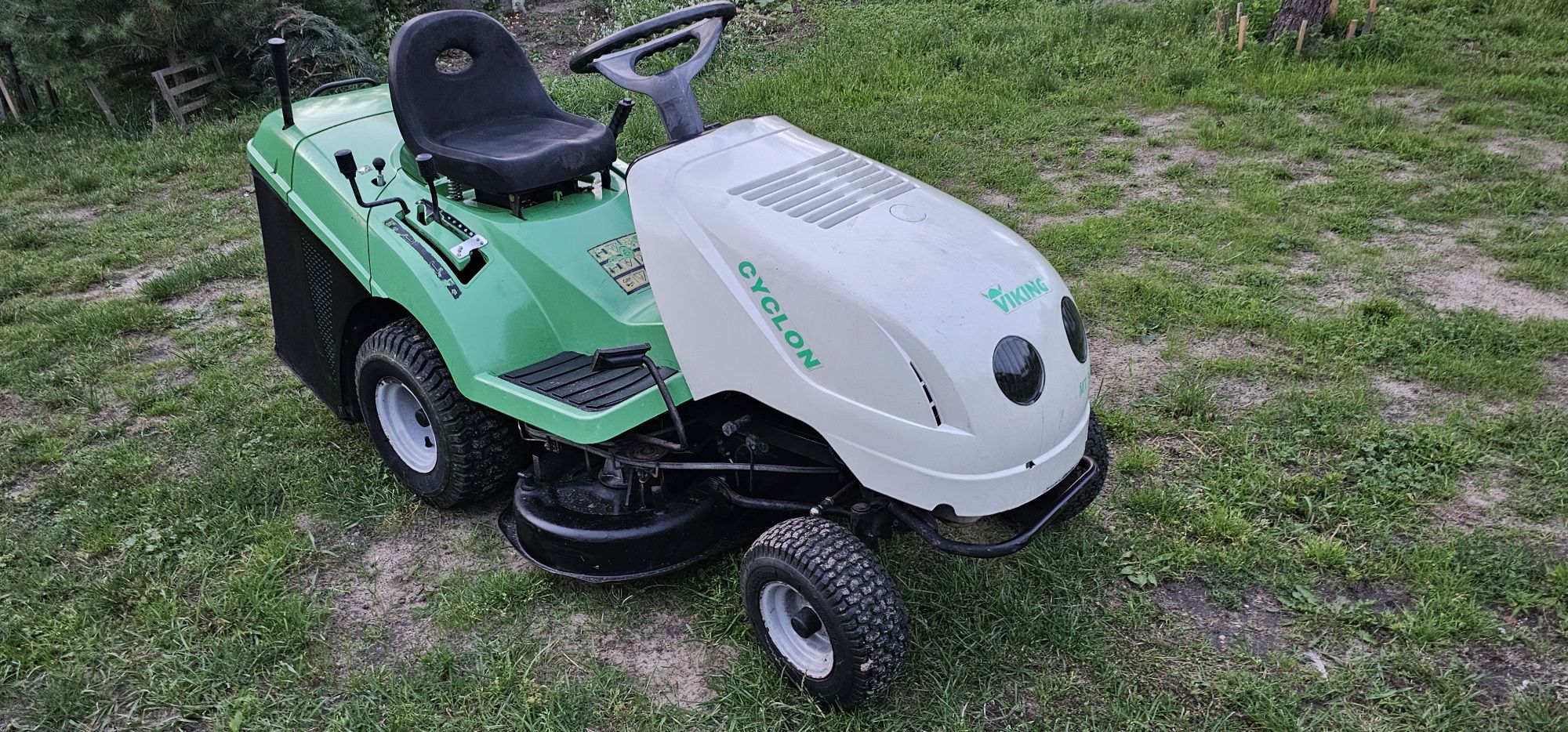 Traktorek Viking MT540 B&S 12.5hp