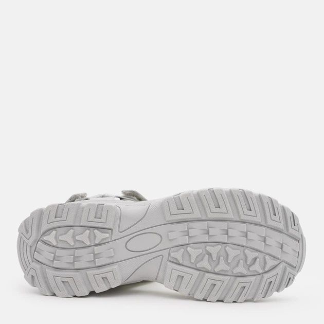 Продам сандалии.