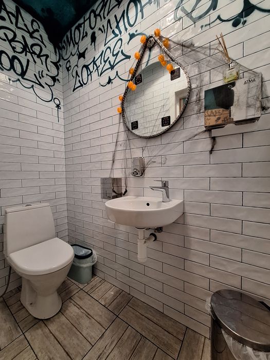 Оренда приміщення в ЖК Волошковий,  Сучасний ремонт 60 м2, Щаслива 11