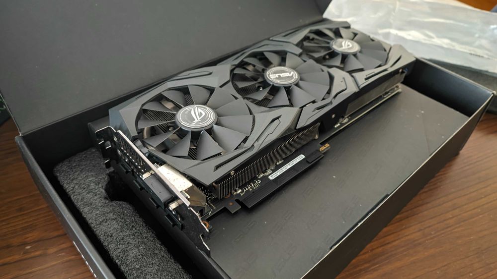 Asus ROG STRIX GTX 1070 8GB OC Gaming GPU