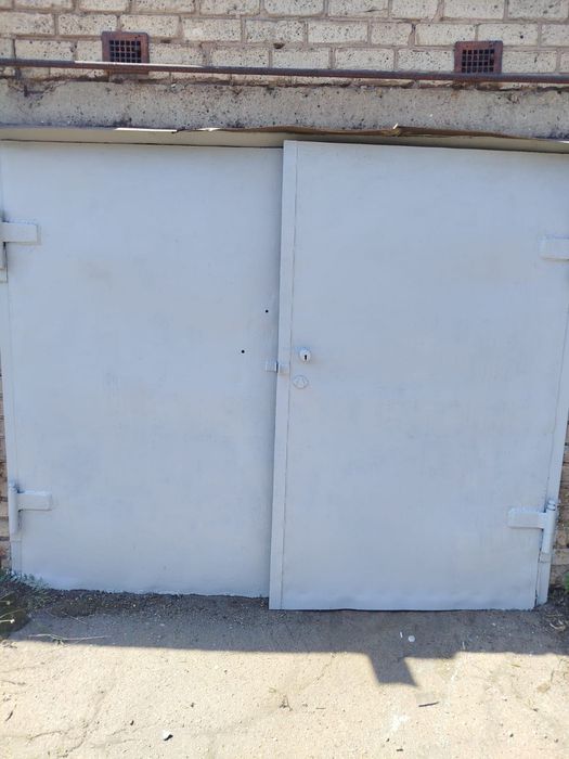 Продам гараж капітальний рн Запорожсталь з охороною