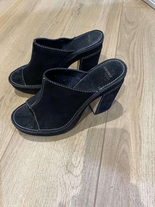 Продам жіночі каблуки