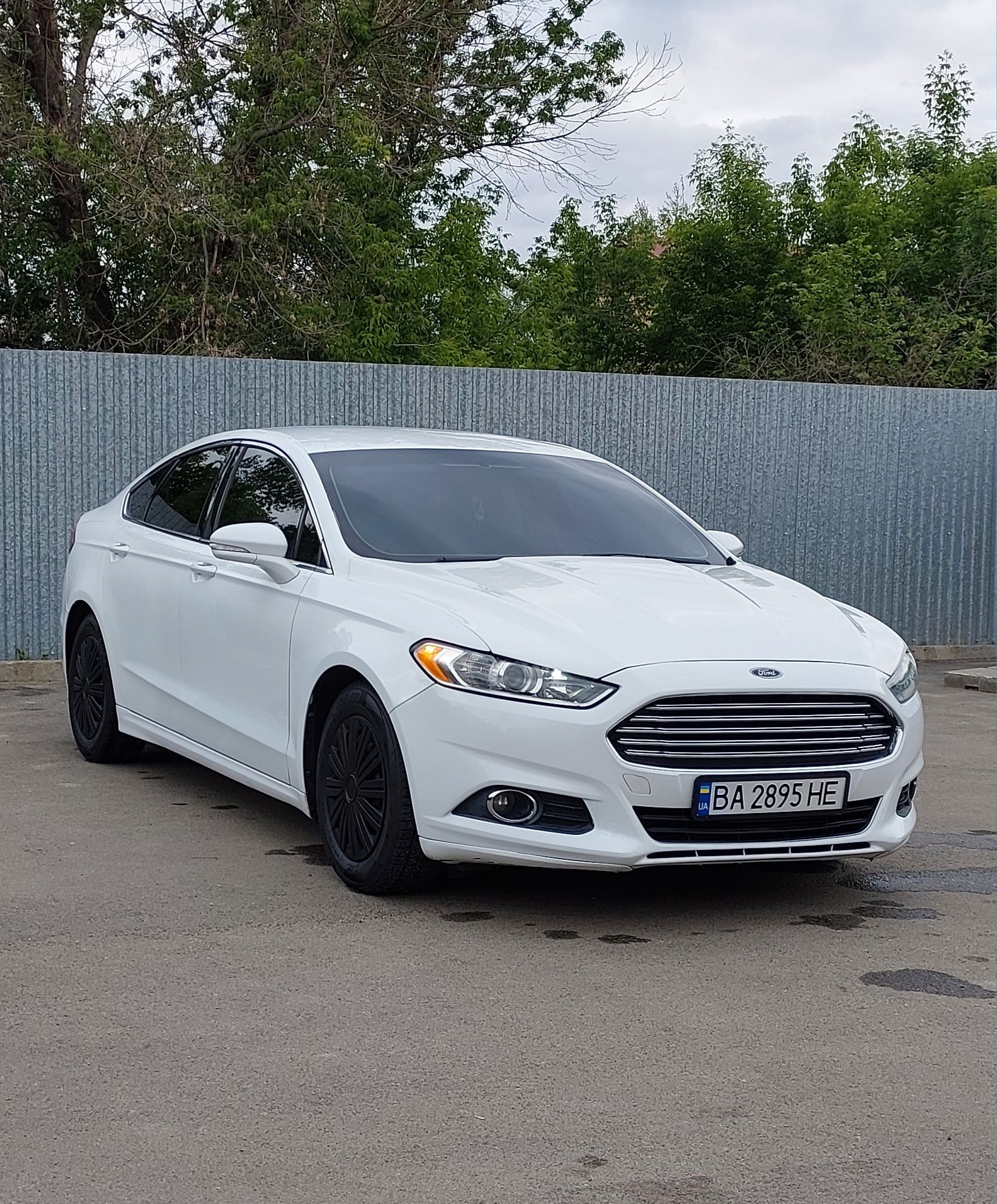 Продам Ford Fusion на хорошей комплектации