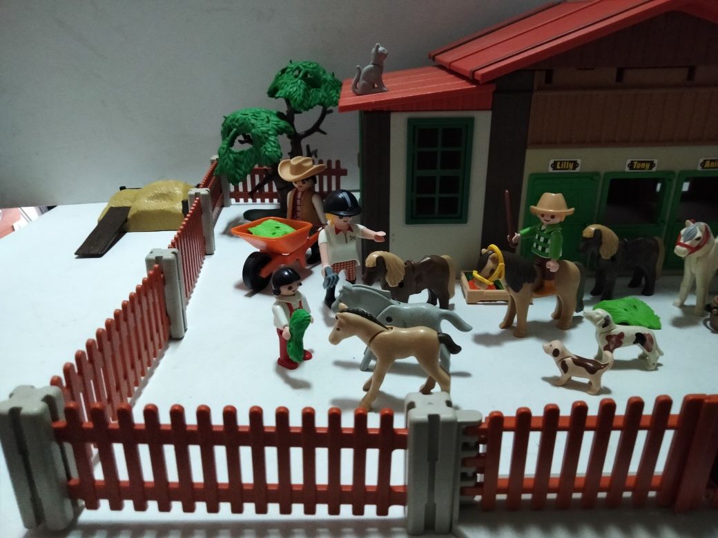Playmobil ranczo kucyków