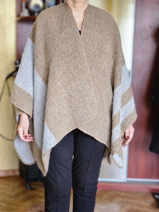 Продам пончо трикотажное женское