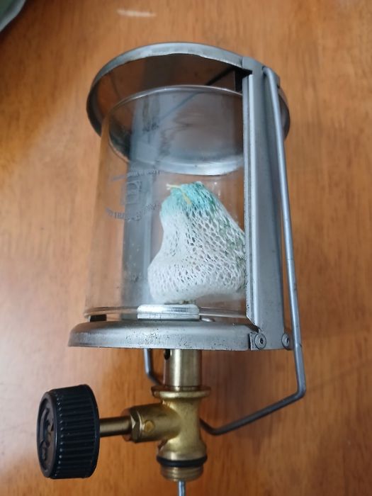 Lamparina de campismo para botija de gás

Envio por CTT com por