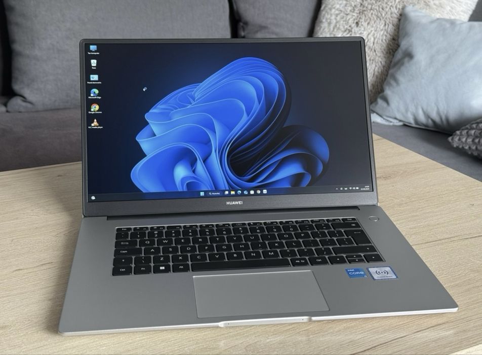 Laptop Huawei MateBook D15 2022 JakNowy !!! 15,6” i3-11th 8GbRAM 256.