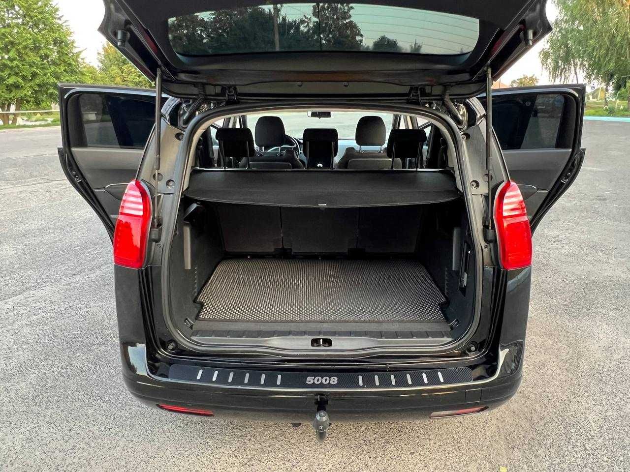 Peugeot 5008 2009 р.в. 1.6 бензин