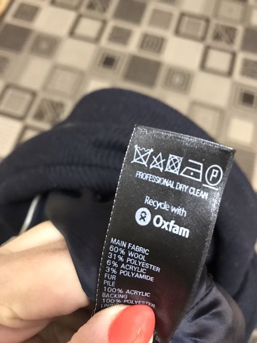 Продам пальто Limited Collection 12 розмір