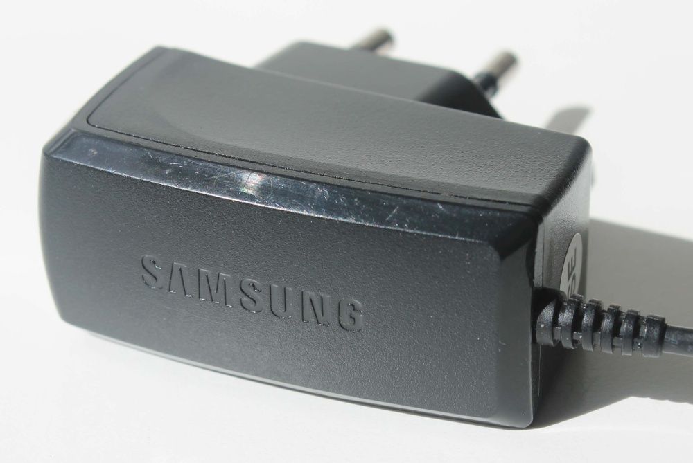 Carregador original SAMSUNG ATADS10EBE de 5V (+ OFERTA)