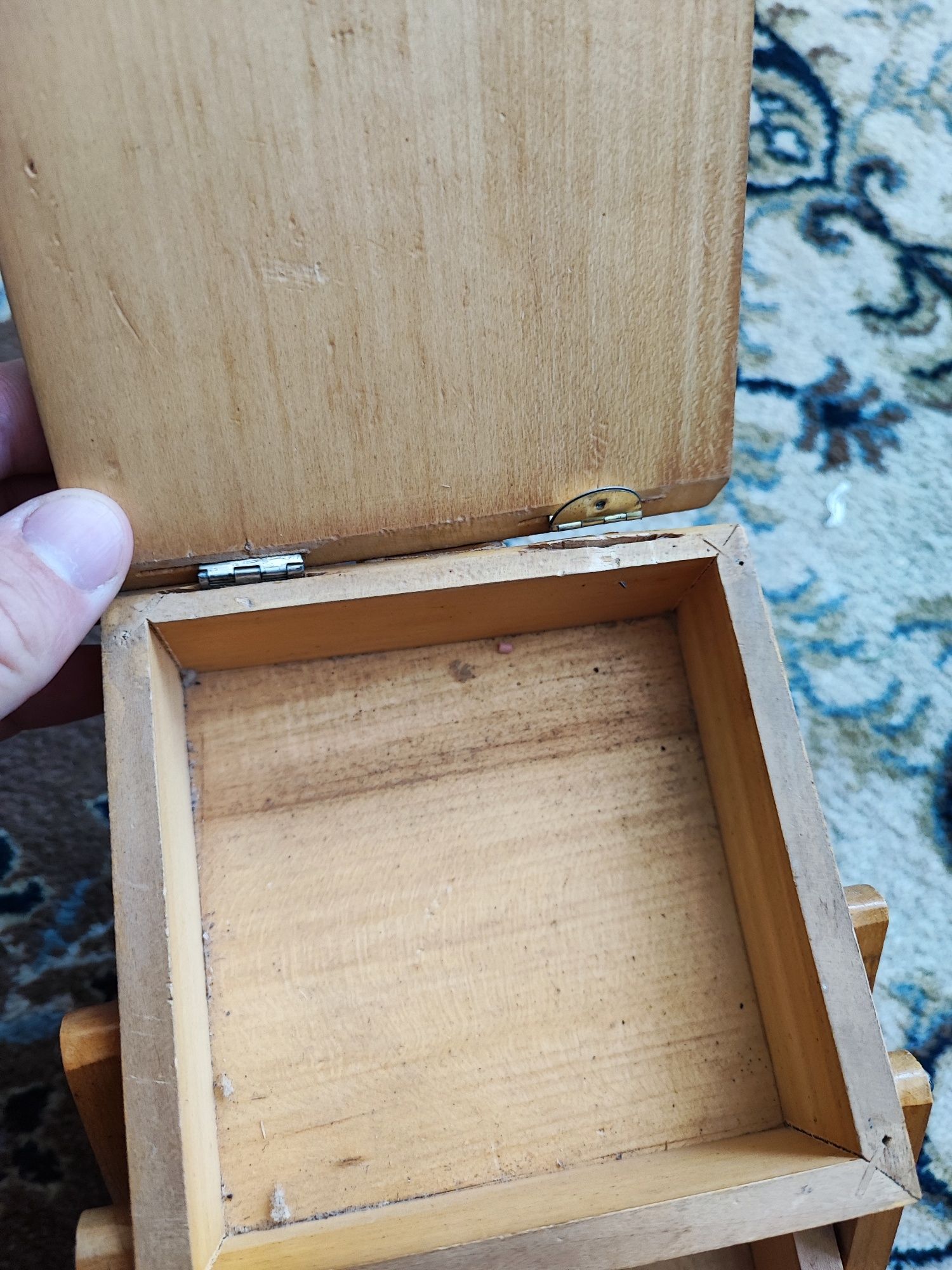 Drewniana szkatułka na biżuterię PRL stylowa retro vintage