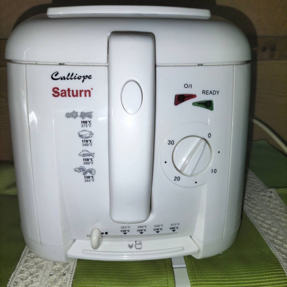 Фритюрниця Saturn ST1068