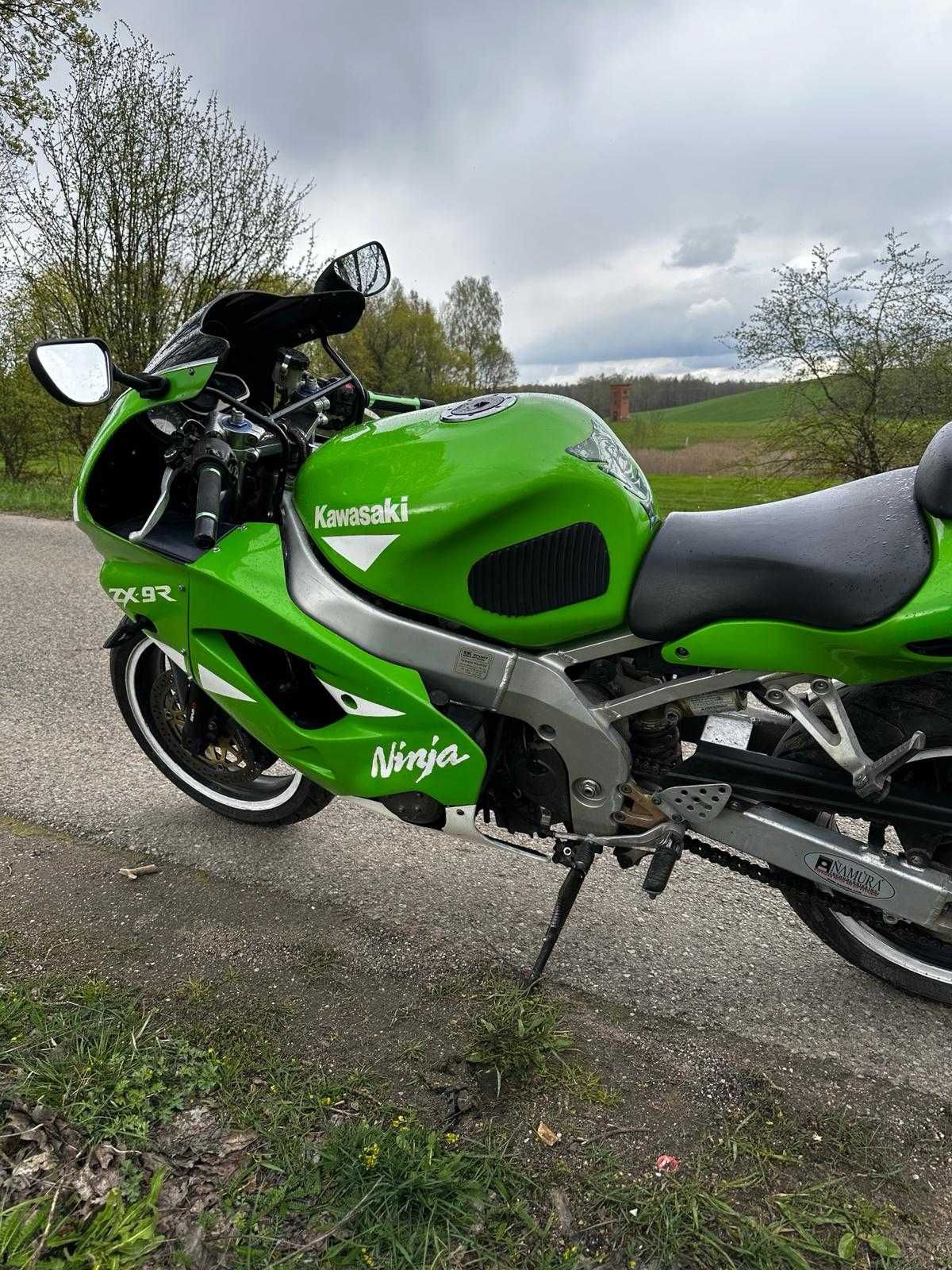 Kawasaki ZX9R 1998