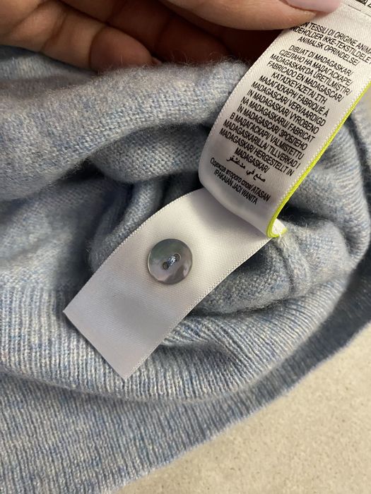 Kaszmirowy sweter Autograph rozpinany na guziki