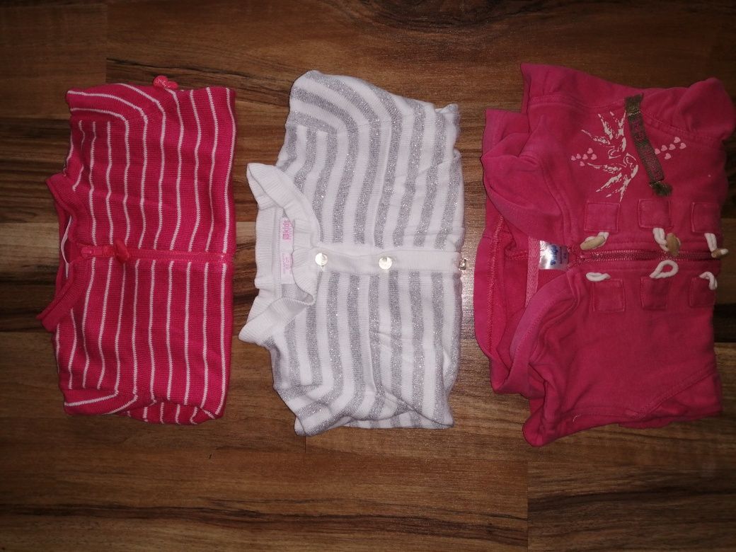 Swetereki bluza rozmiar 86 cena dotyczy 3 sztuk