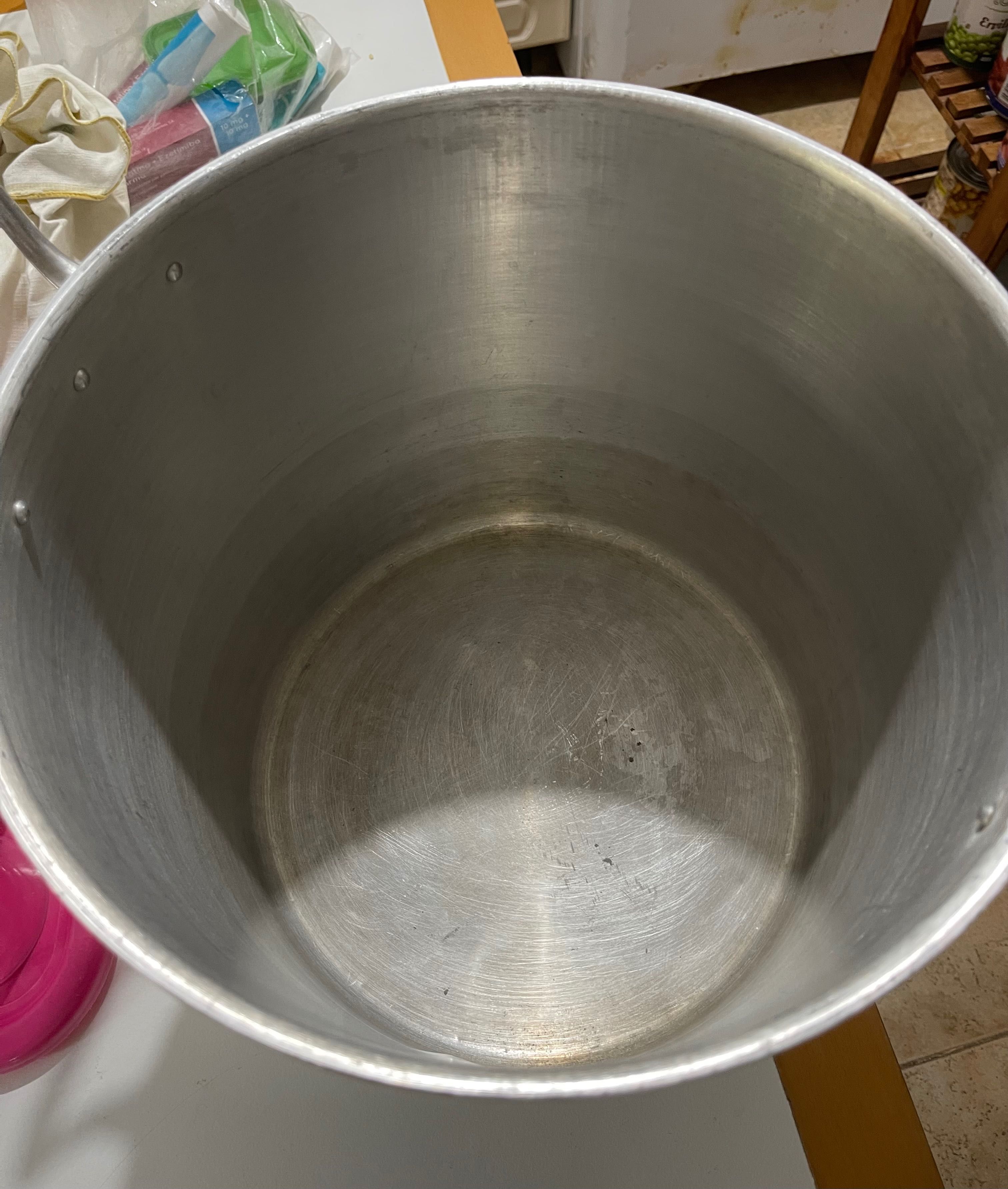 Panela alta e grande 33x30