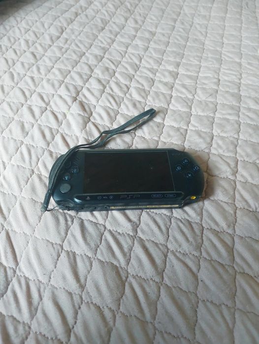 PSP 1004 + Carregador + Jogo Little Big Planet + Bolsa
