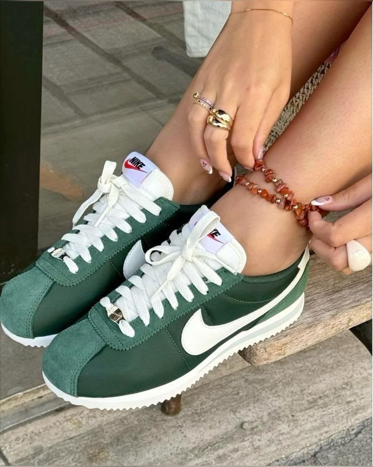 Жіночі кросівки Nike Cortez 40р