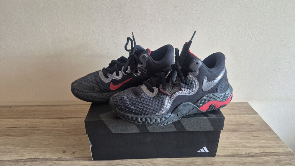 buty Nike Renew Elevate II rozm 43