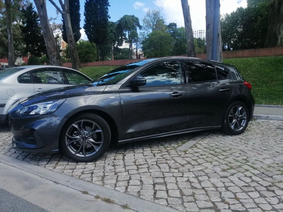 Ford Focus 1.0 EcoBoost MHEV ST-Line
