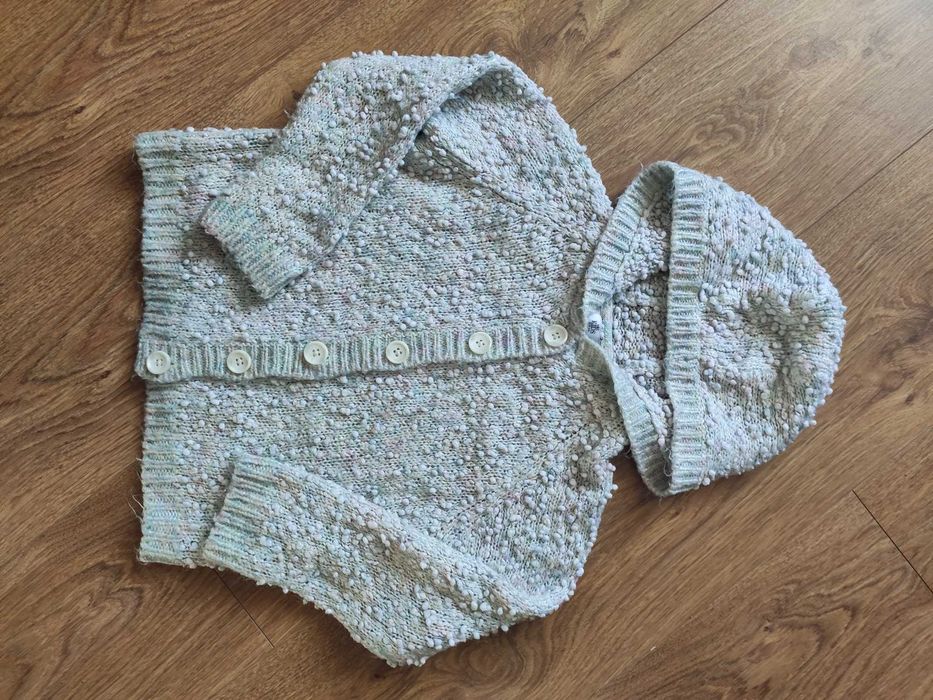 Sweter z kapturem dla dziewczynki 116