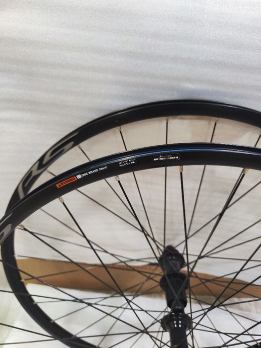Rodas SHIMANO RS171 Tubeless Ready