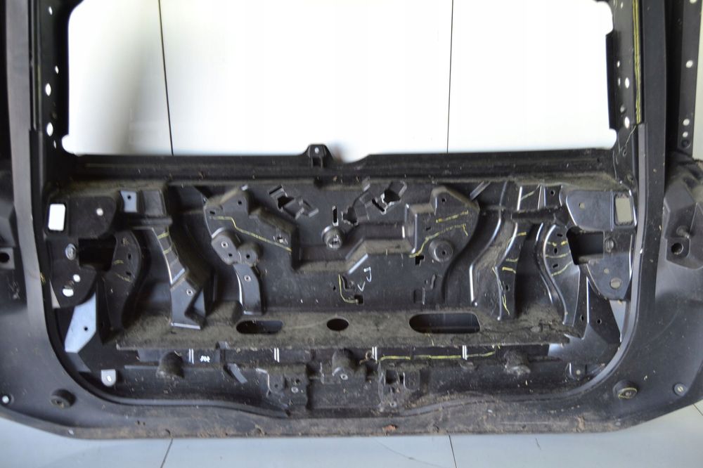 citroen c4 ii picasso 2017 klapa tylna / bagażnika