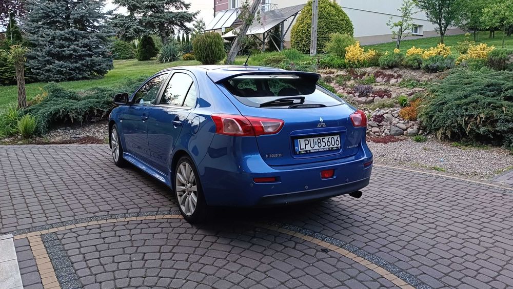 Mitsubishi Lancer