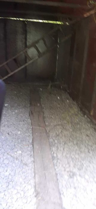 Продається просторий гараж (з місцем) у м. Ужгород (або оренда)