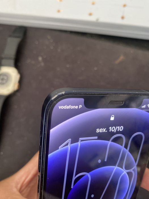Iphone 12 como novo