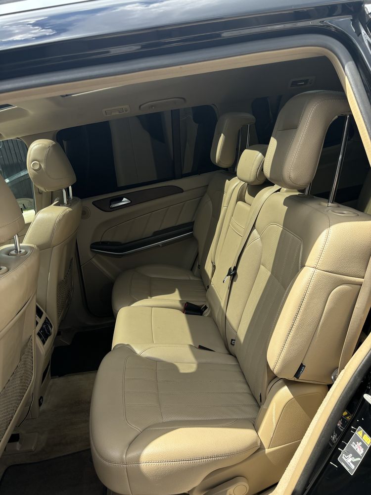 Mercedes-Benz GL350d 2013