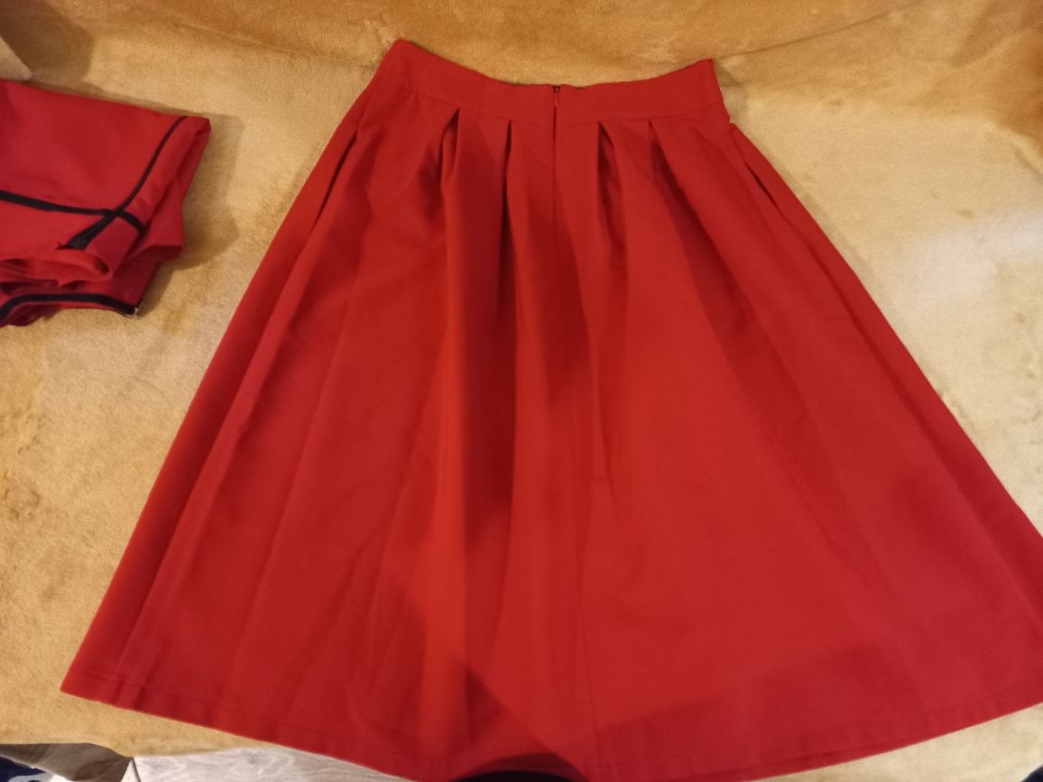 Костюм жіночий червоний 46 розмір ТМ TRG з юбкою