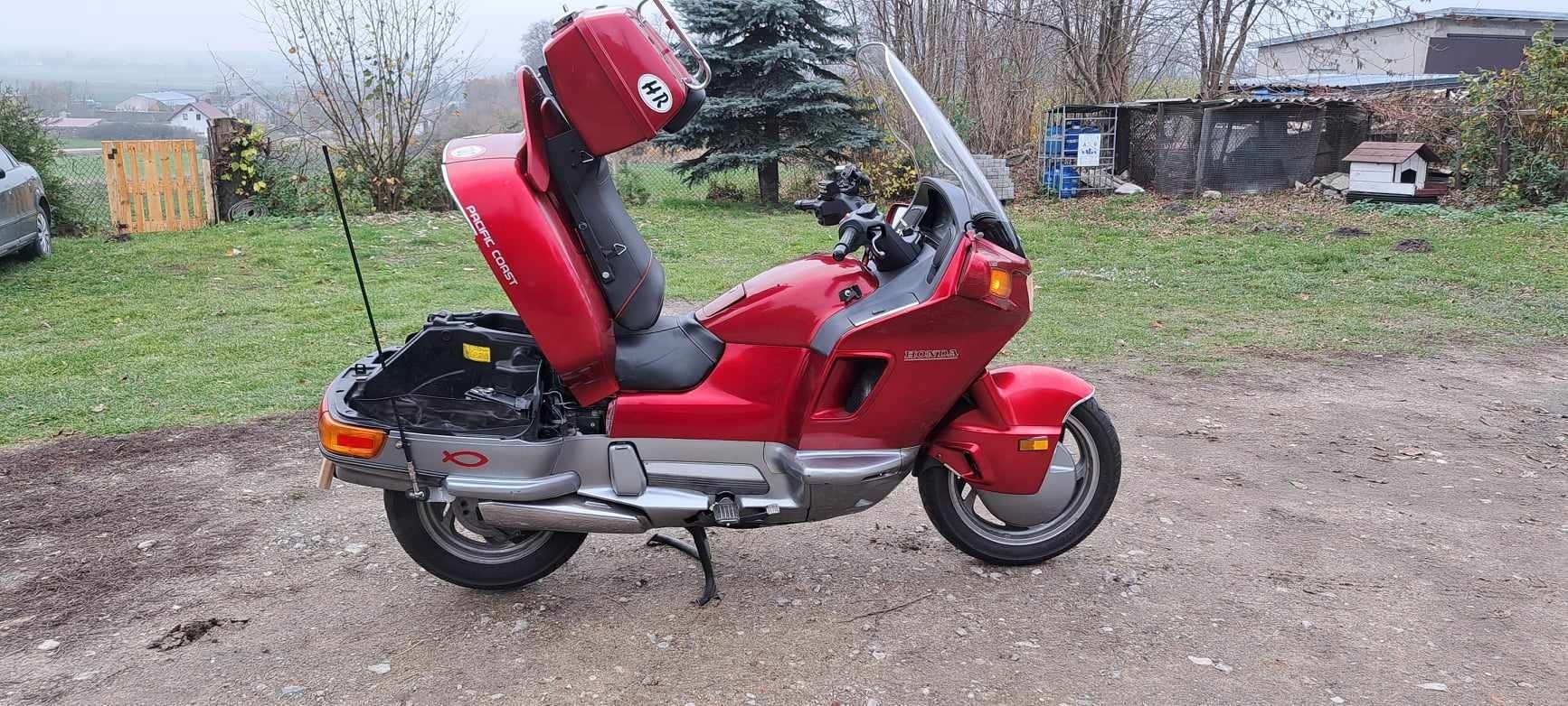 Motocykl Honda Pacyfik