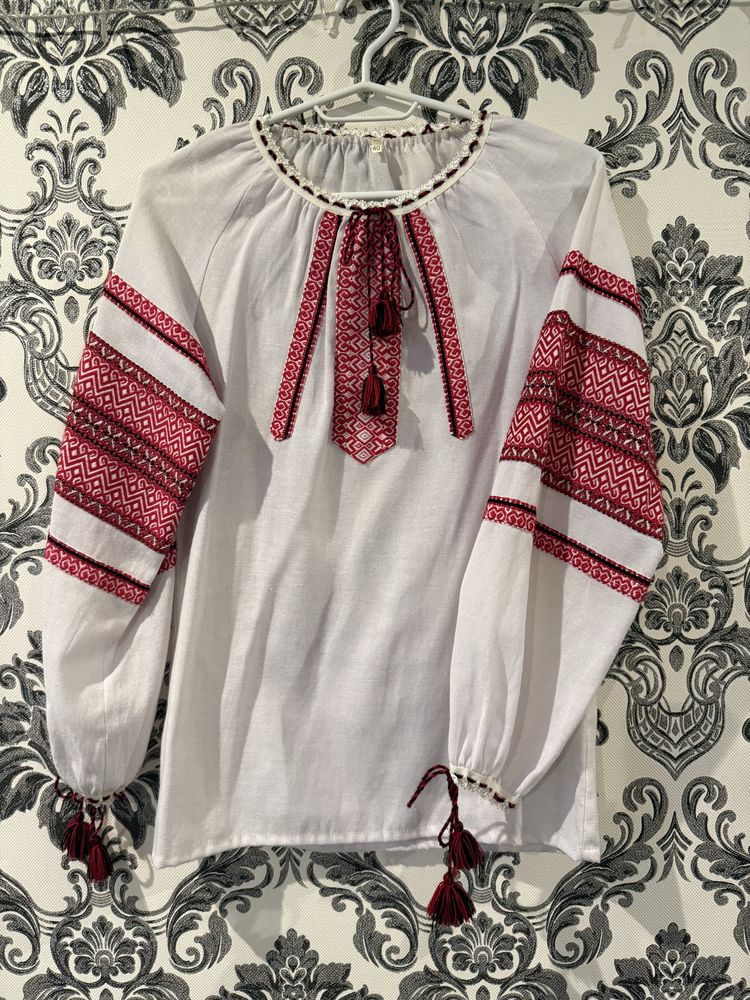Вишиванка комплект,вишиванка+спідниця+кептарик+віночок