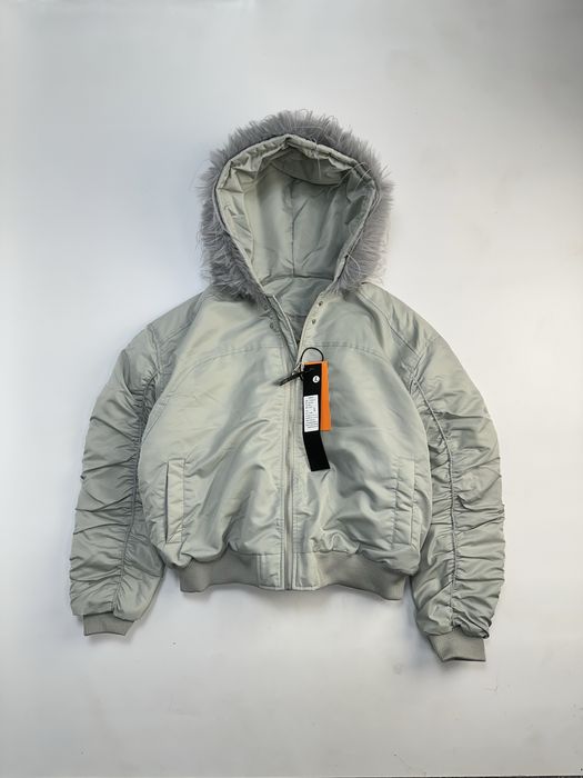 Бомбер с мехом дутый аляска куртка пуховик белый серый білий біла сіра