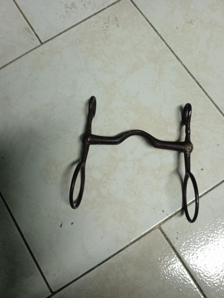 Vendo este material equestre